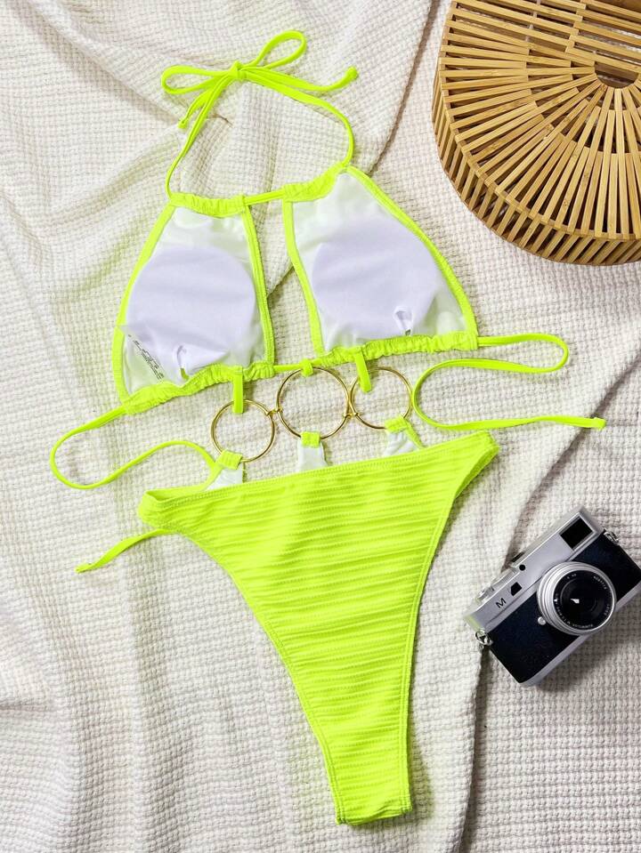 Textured Fabric Halter Neck With Underwire