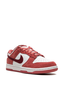 Wmns Dunk Low "Valentines Day"