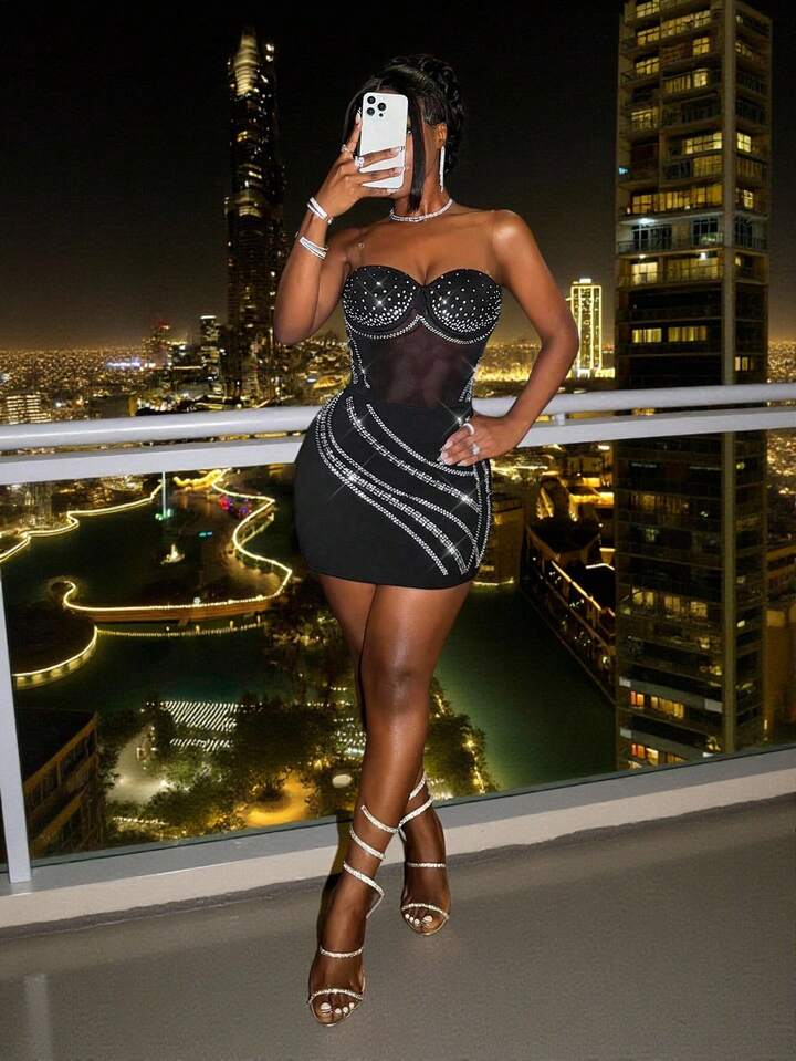 Slim Sweetheart Neckline Splicing See-Through Mesh & Heavy Hot Diamond Mini Dress