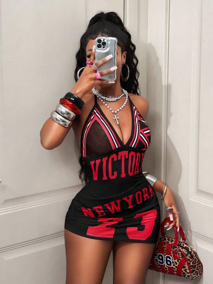 Letter Print Plunging Neck Bodycon Dress