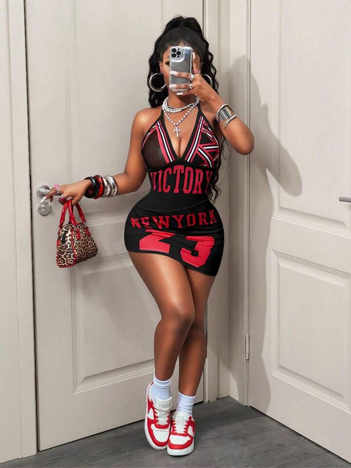 Letter Print Plunging Neck Bodycon Dress